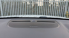 Volvo XC40 2.0 B4P Ultimate Dark 5dr Auto Petrol Estate